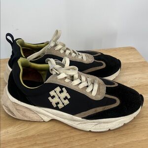 Tory Burch good luck trainer sneakers
Women’s shoes gently pre-loved
Size 11